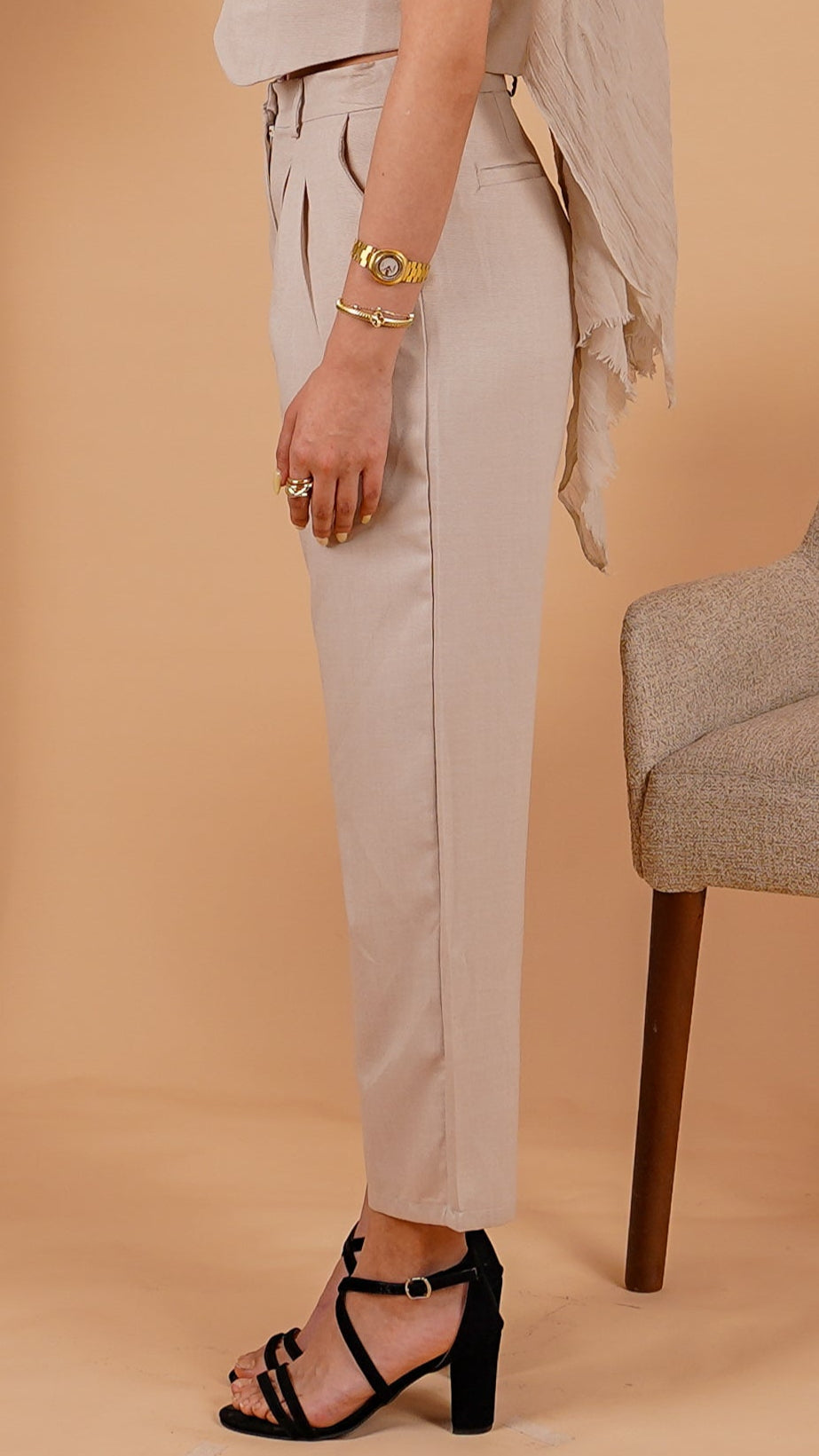 Pleated Linen Trousers